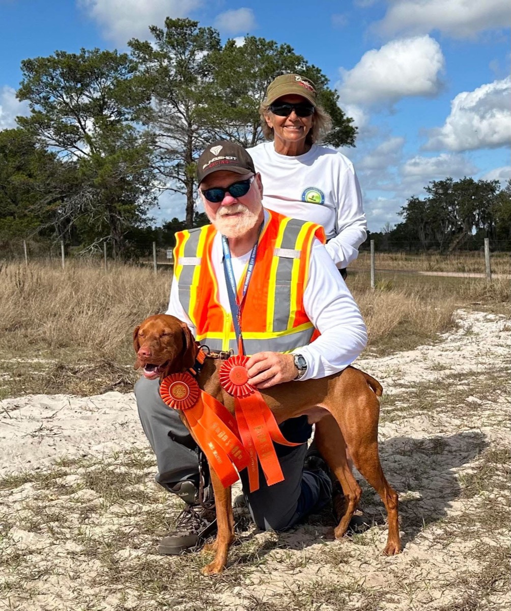 Toby: Toby earned 2 legs toward his Junior Hunter Advanced title!
